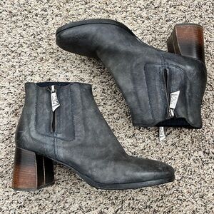 La Bottega di Lisa Block Heel Leather Ankle Boots